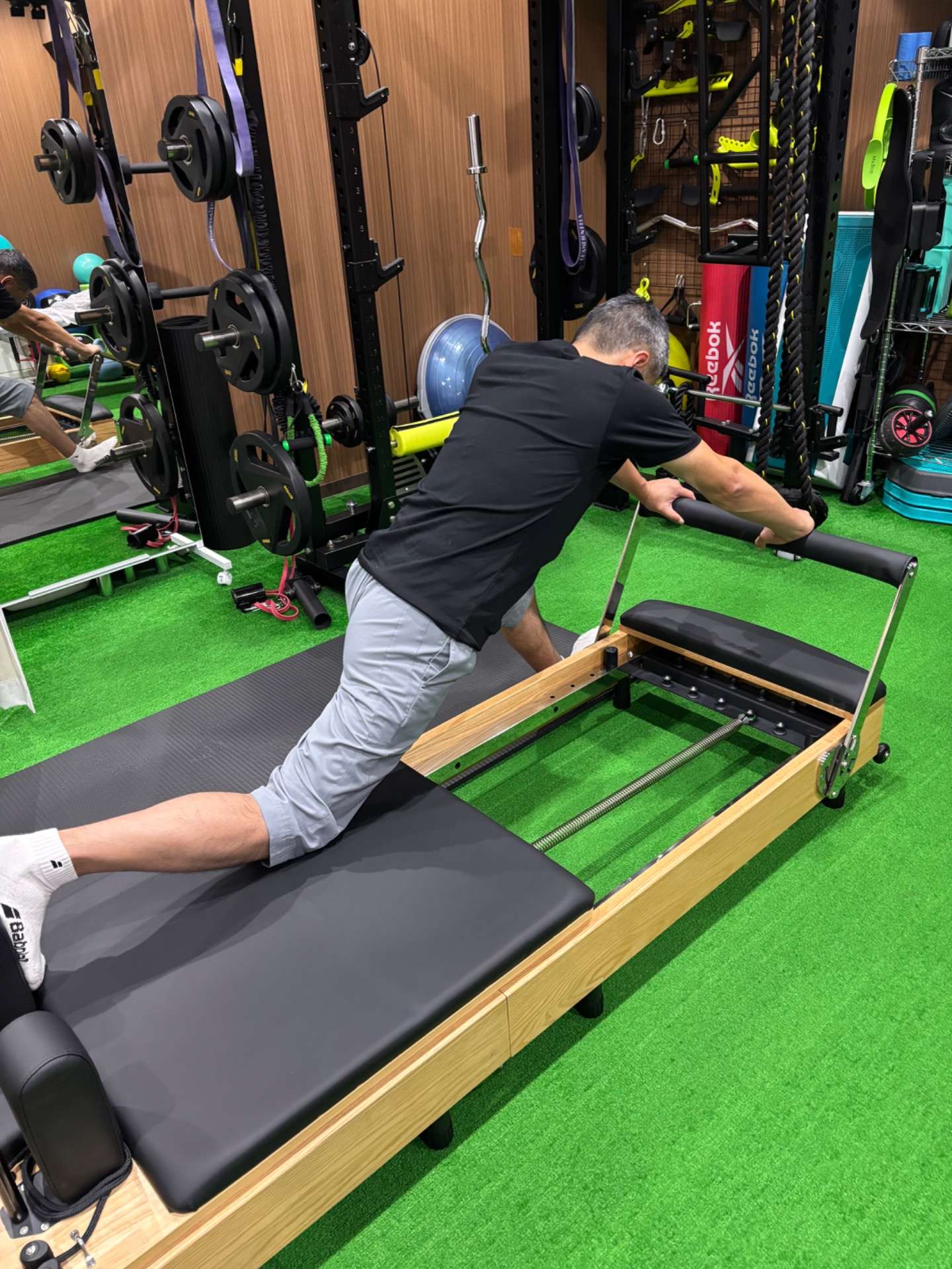 【二子玉川　パーソナルジム】男性にもピラティス、オススメです！